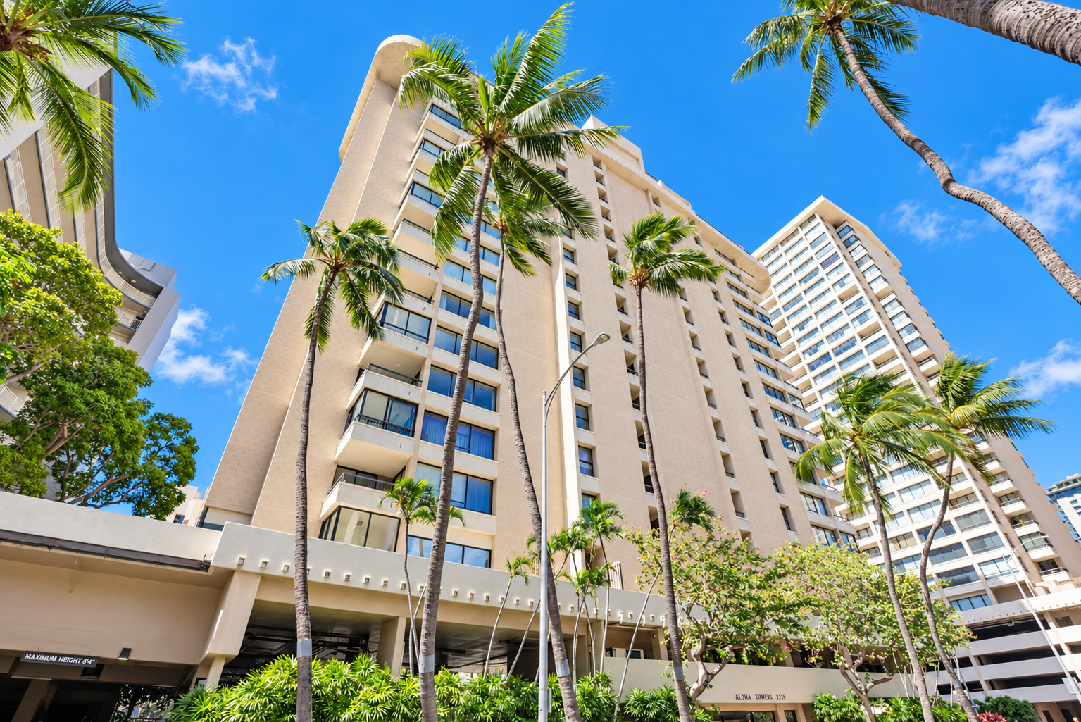 2215 Aloha Drive