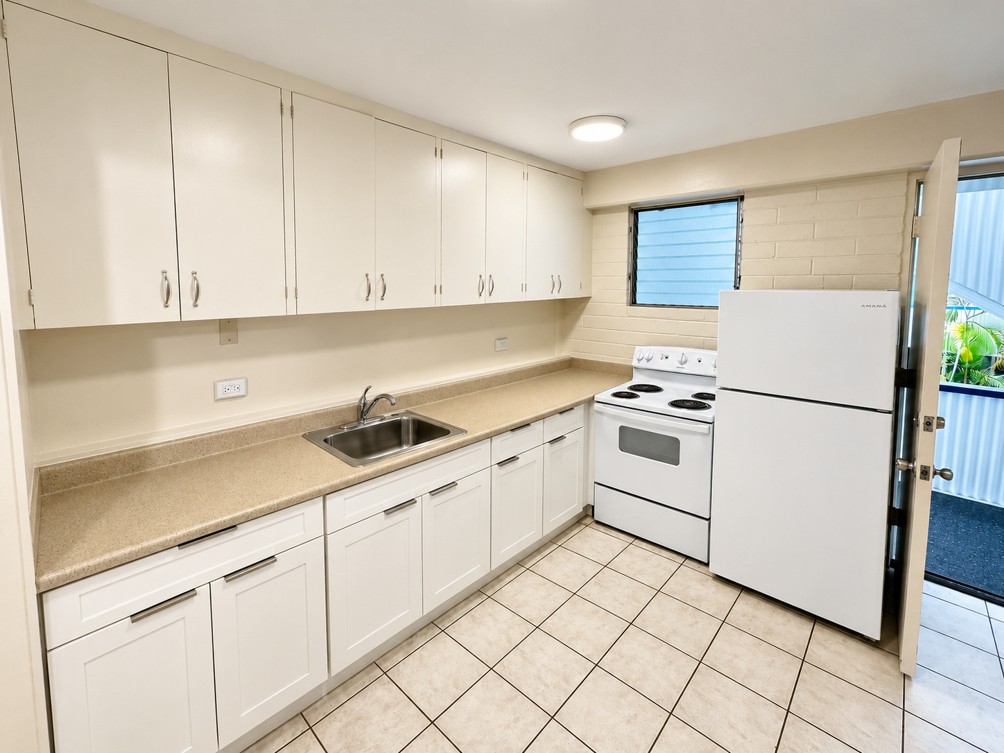 410 Nahua st Apt 206 - 1